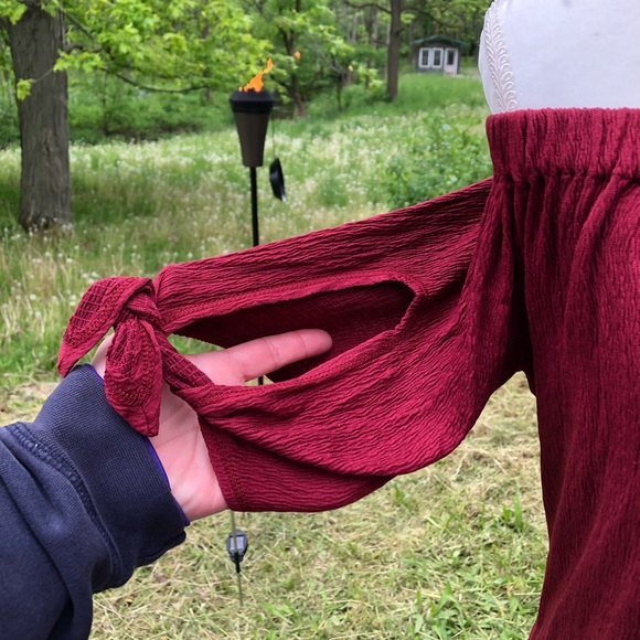 Green Dragon Blouse, Size XS - Picture 6 of 7